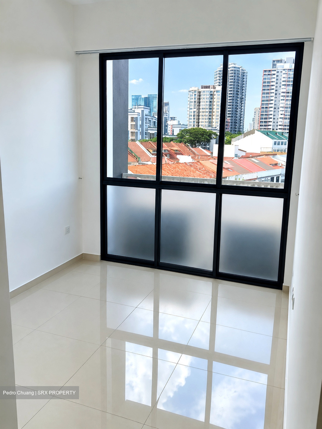 8 Farrer Suites (D8), Apartment #618671511